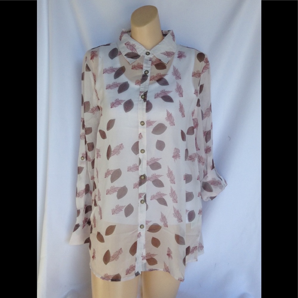 NWT Small medium blouse Simply Noelle ream burgundy leaves